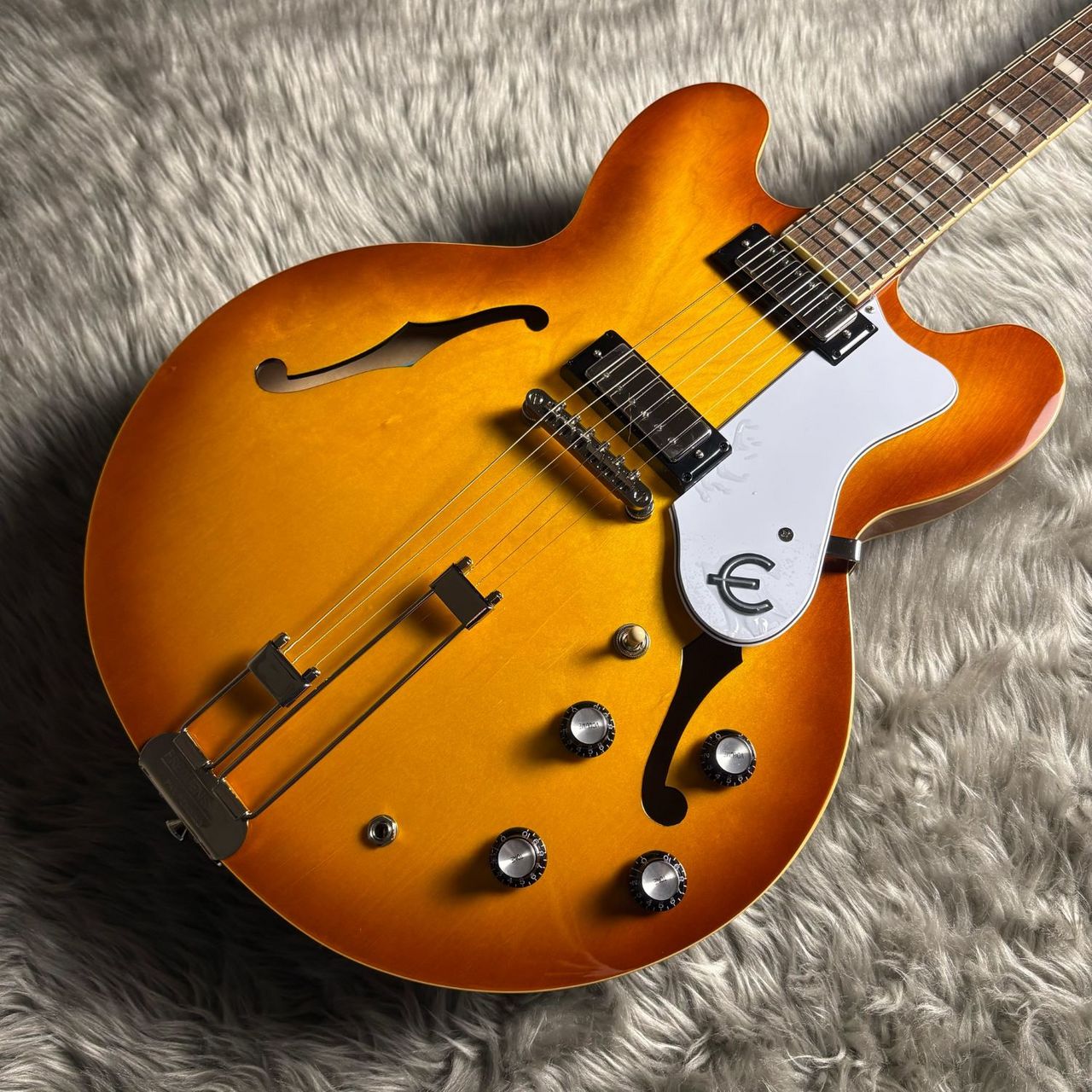 Epiphone Riviera