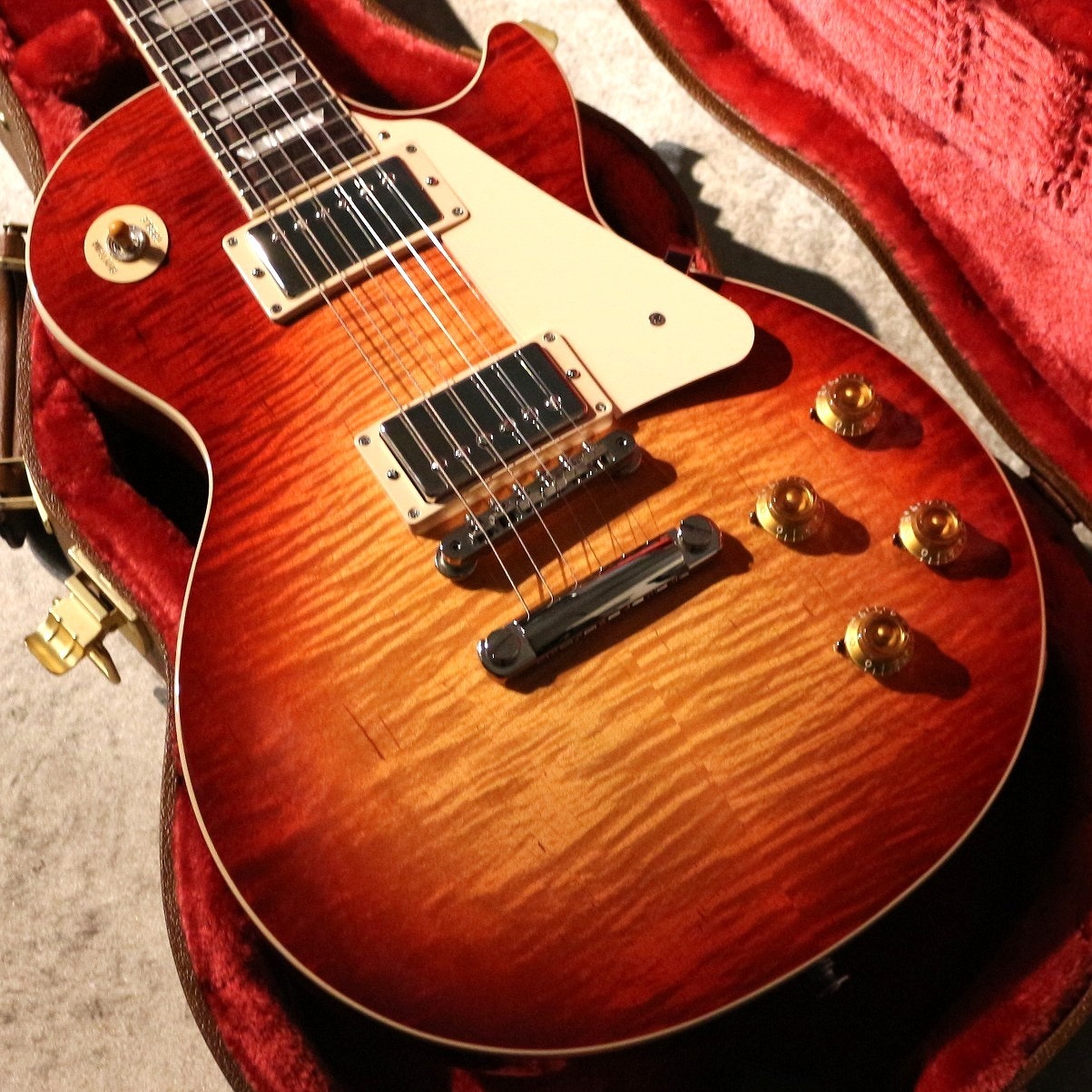 【新品同様】Gibson Les Paul Standard 50s 良杢 Gibson 【良杢系です!】Les Paul Standard '50s ~Heritage Cherry