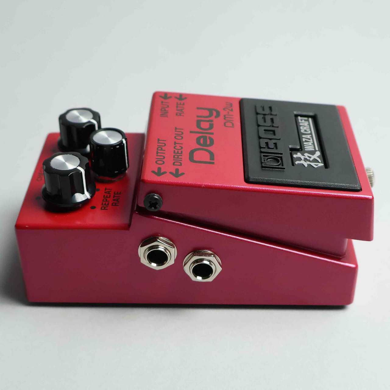 BOSS DM-2W(J) アナログディレイ エフェクター 【銀ネジ】 日本