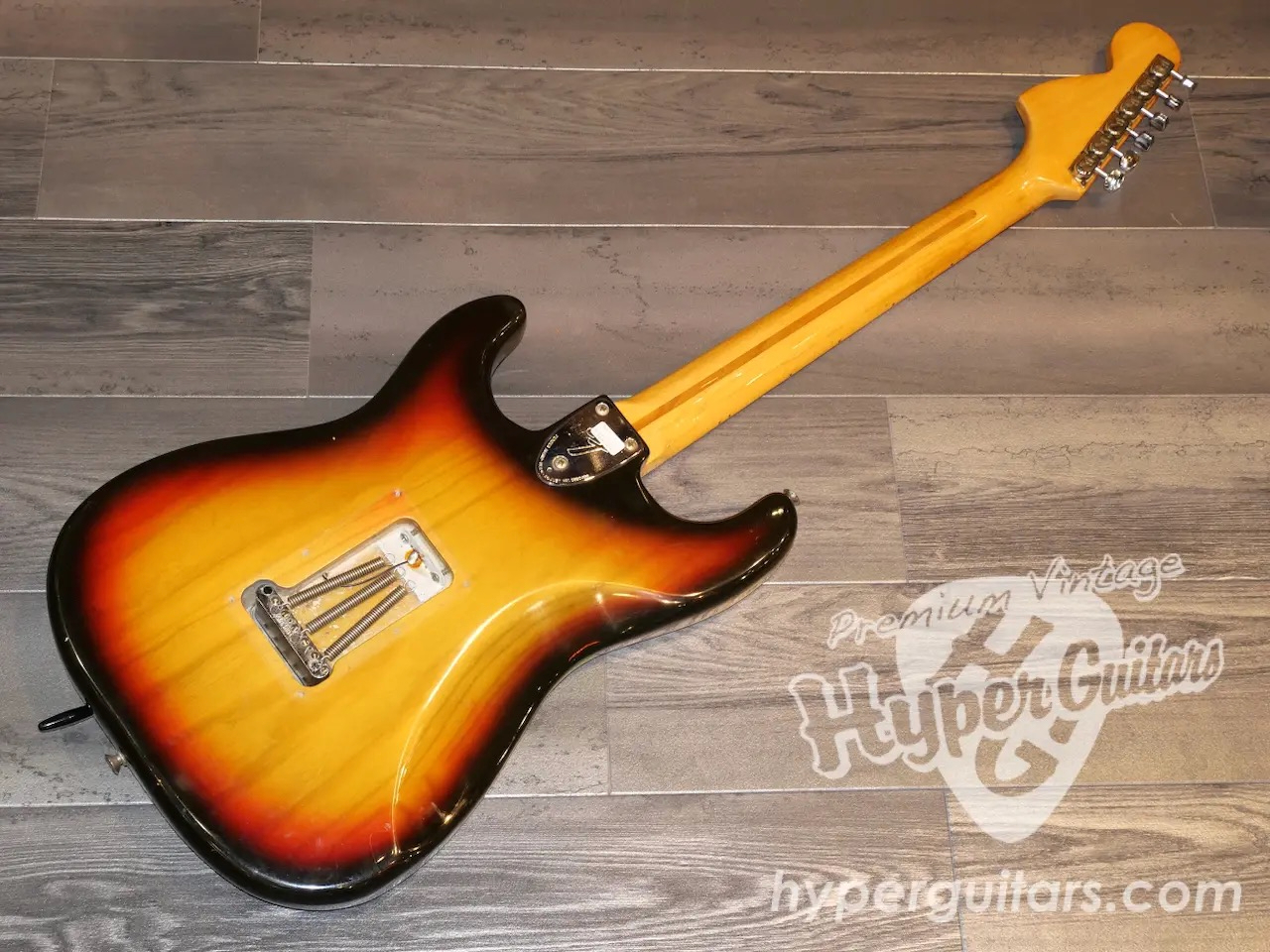 Fender '77 Stratocaster（ビンテージ）【楽器検索デジマート】
