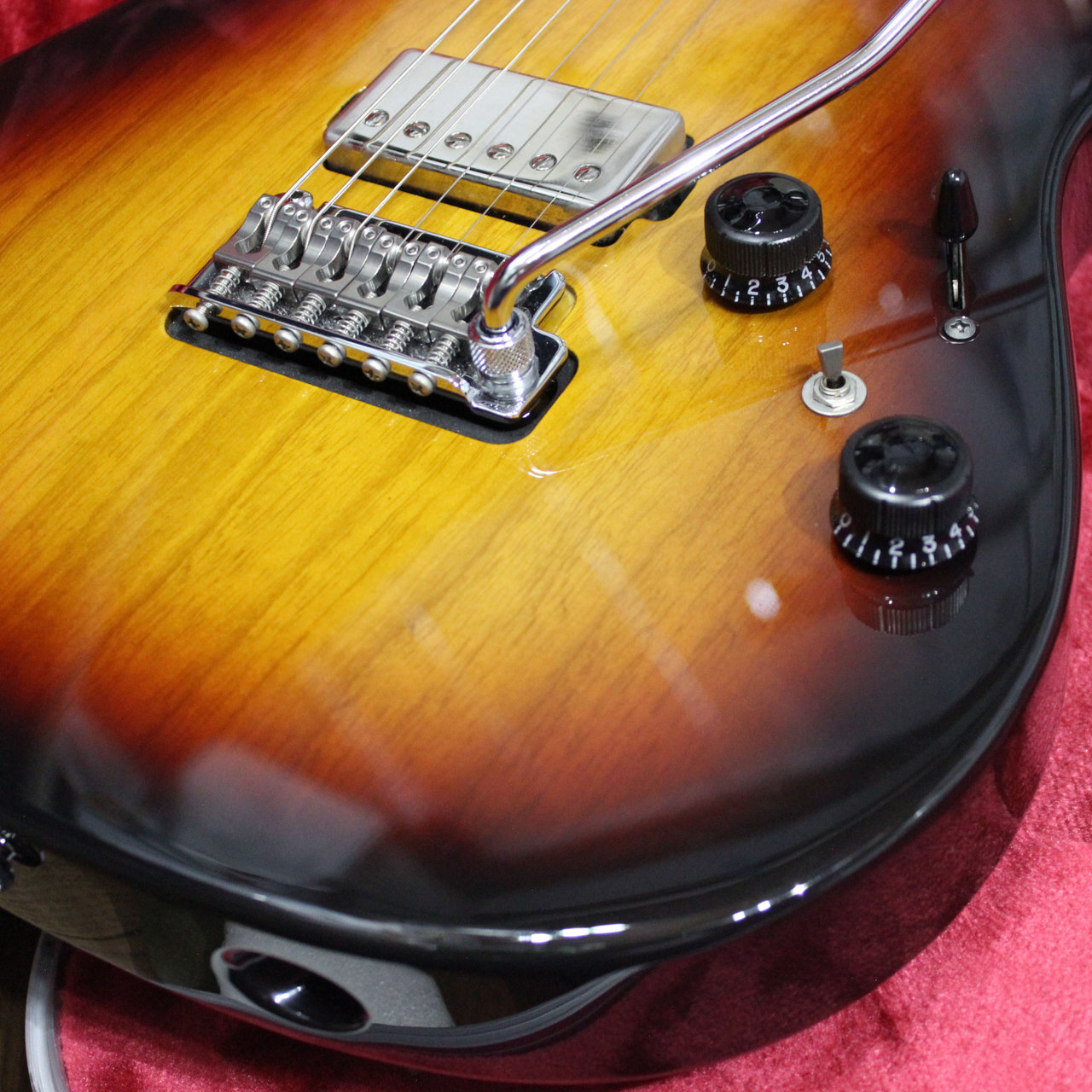 ギター Ibanez Prestige AZ2202A-TFB Ibanez AZ2202A AZ Prestige Electric Guitar 3-Color Sunburst