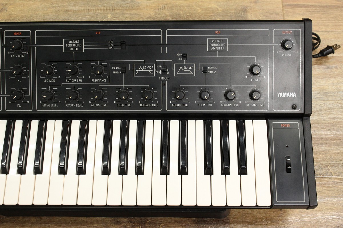 YAMAHA CS-10 【VINTAGE】 【キーボードマート新宿】【新宿店