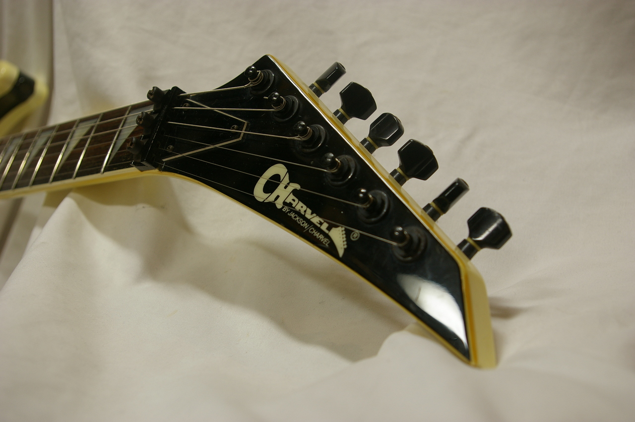Yahoo!オークション - Charvel Model-Ace エース清水長官 聖飢魔II