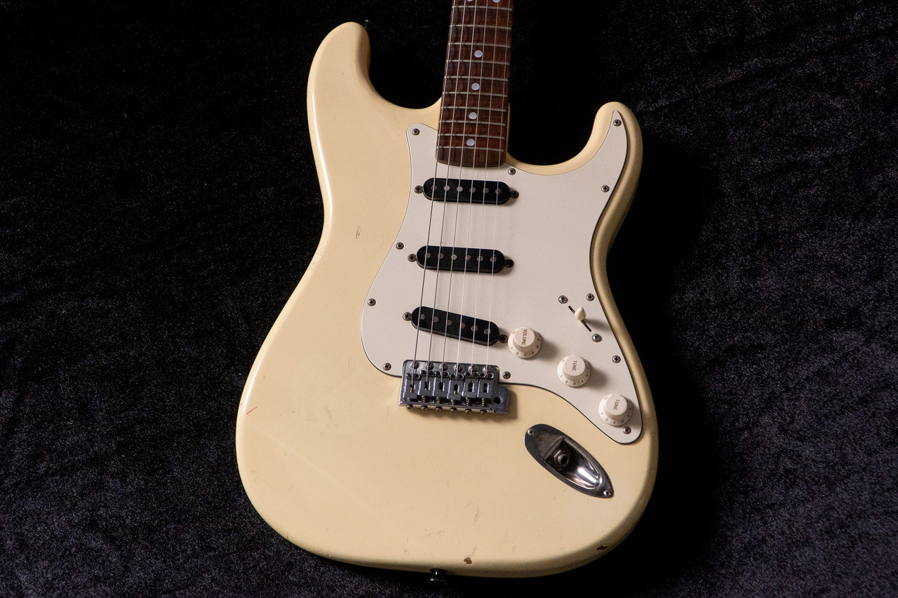 FenderJAPAN ストラトキャスター Eシリアル ST72-65 FenderJAPAN ストラトキャスター Eシリアル ST72-65 fender