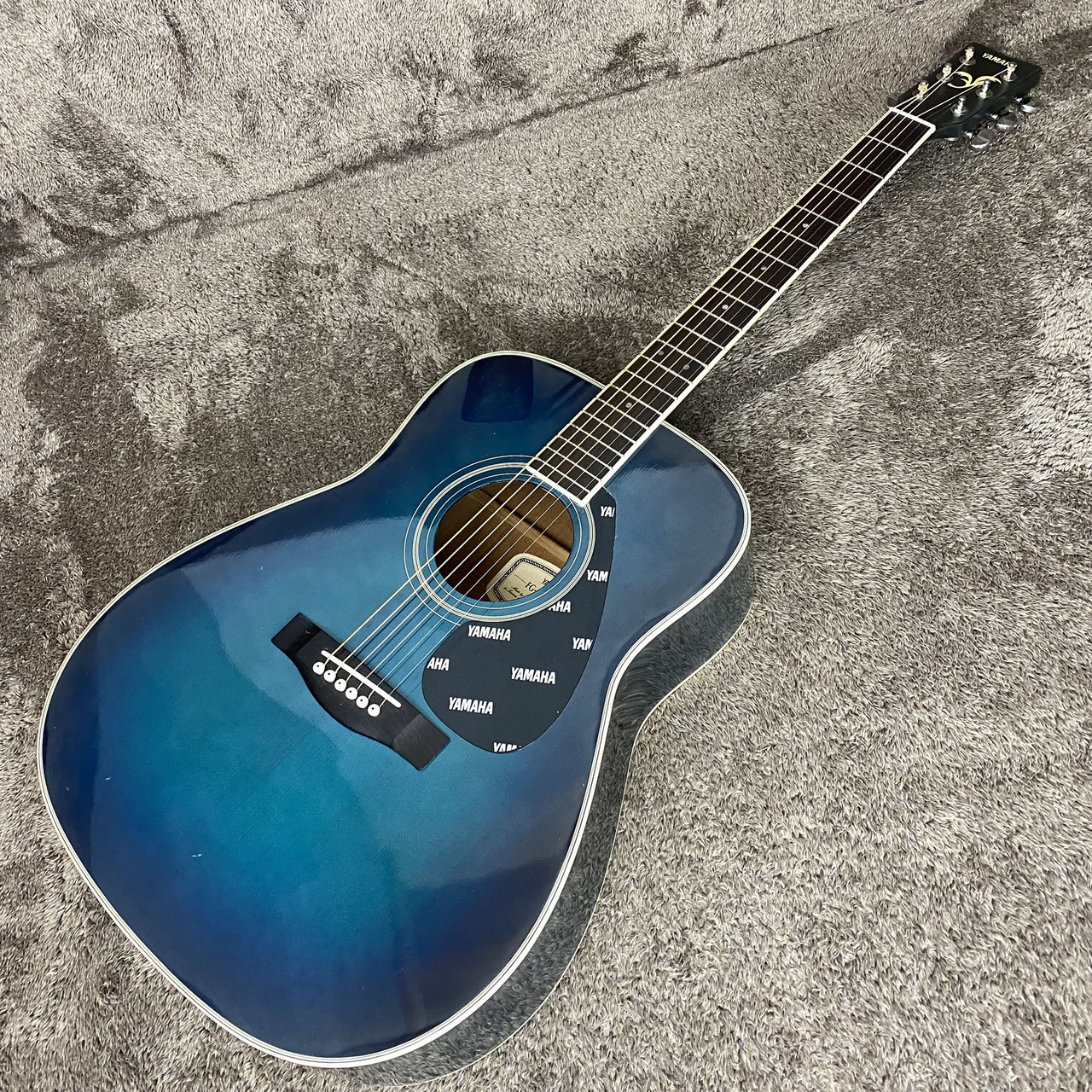 ほぼ未使用品YAMAHA アコースティックギター　FGシリーズ