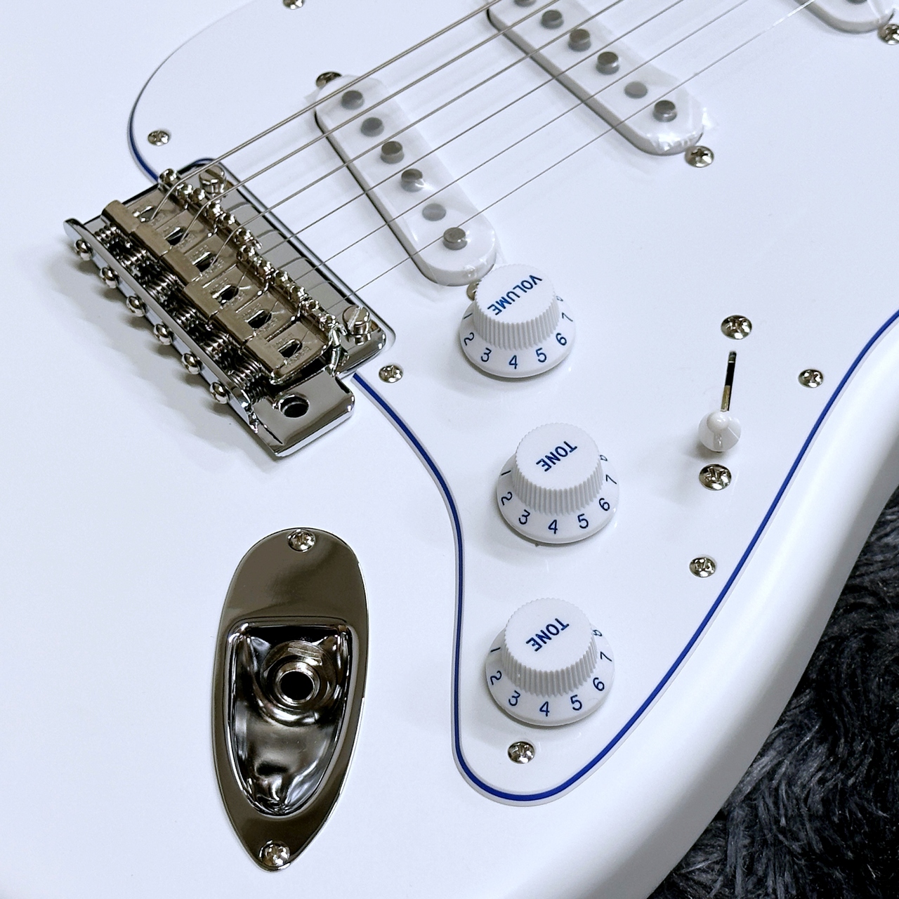Fender Made in Japan Limited Hybrid II Stratocaster Blanc