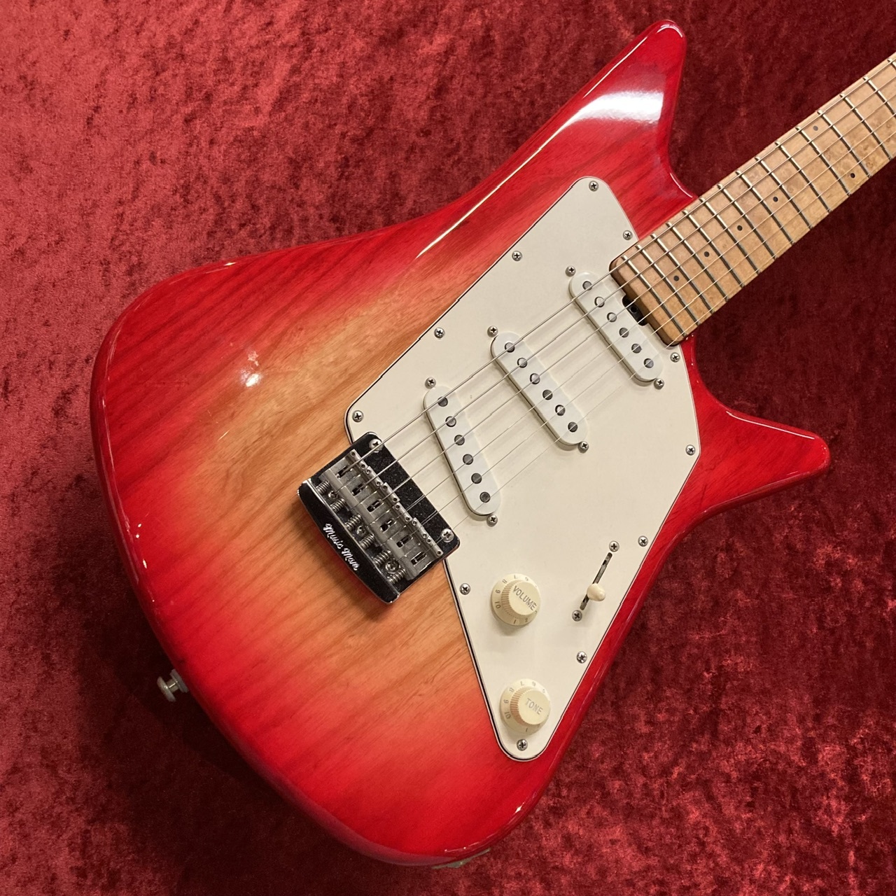MUSIC MAN Albert Lee SSS Pink Burst【USED】（中古）【楽器