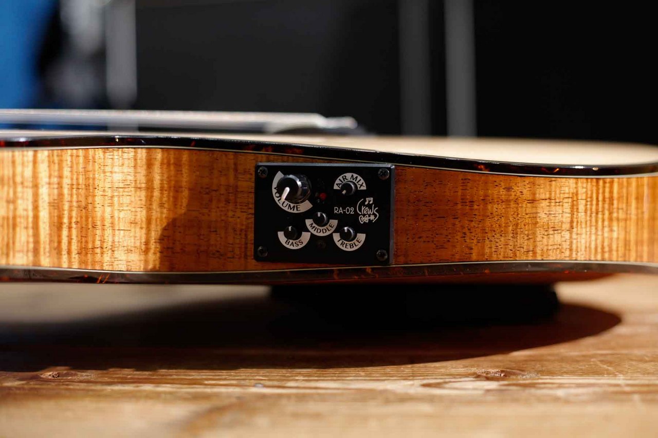 Crews Maniac Sound EG-1500C Premium Limited 