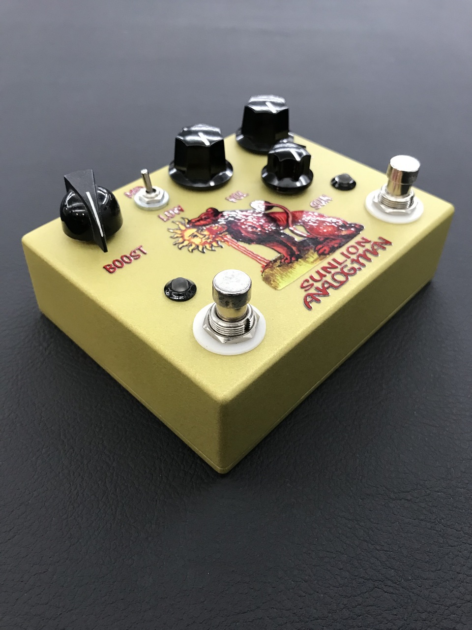 ANALOG.MAN Sunlion（中古）【楽器検索デジマート】