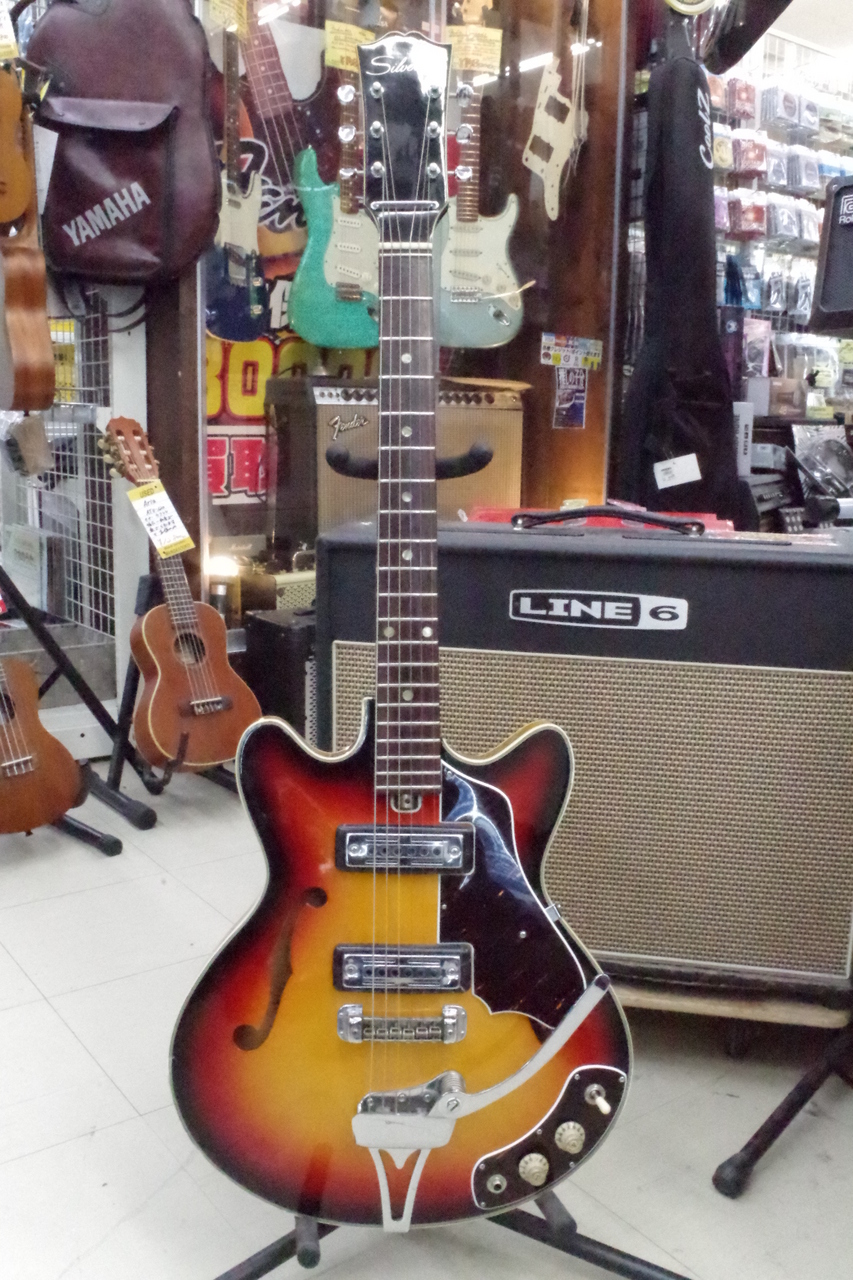Silvertone Silvertone セミアコースティックギター Model 319