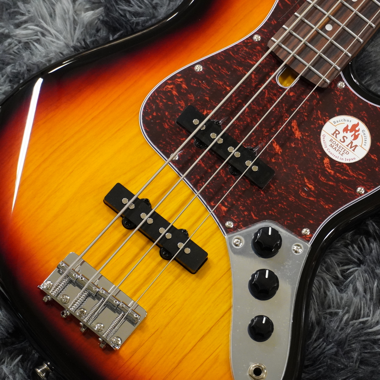 Bacchus BJB-1 RSM ジャズベース ローステッドメイプル ネック Bacchus BJB-1-RSM/M エレキベース ジャズべタイプ ローステッド