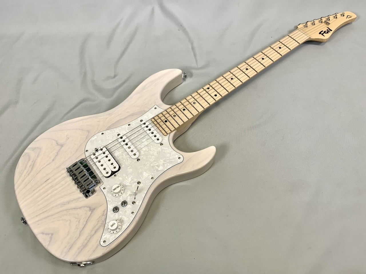 FUJIGEN(FGN) EOS2-ASH-M/WB (White Blonde) Expert ODYSSEY FUJIGEN(FGN) EOS2-ASH-M/WB (White Blonde) Expert ODYSSEY