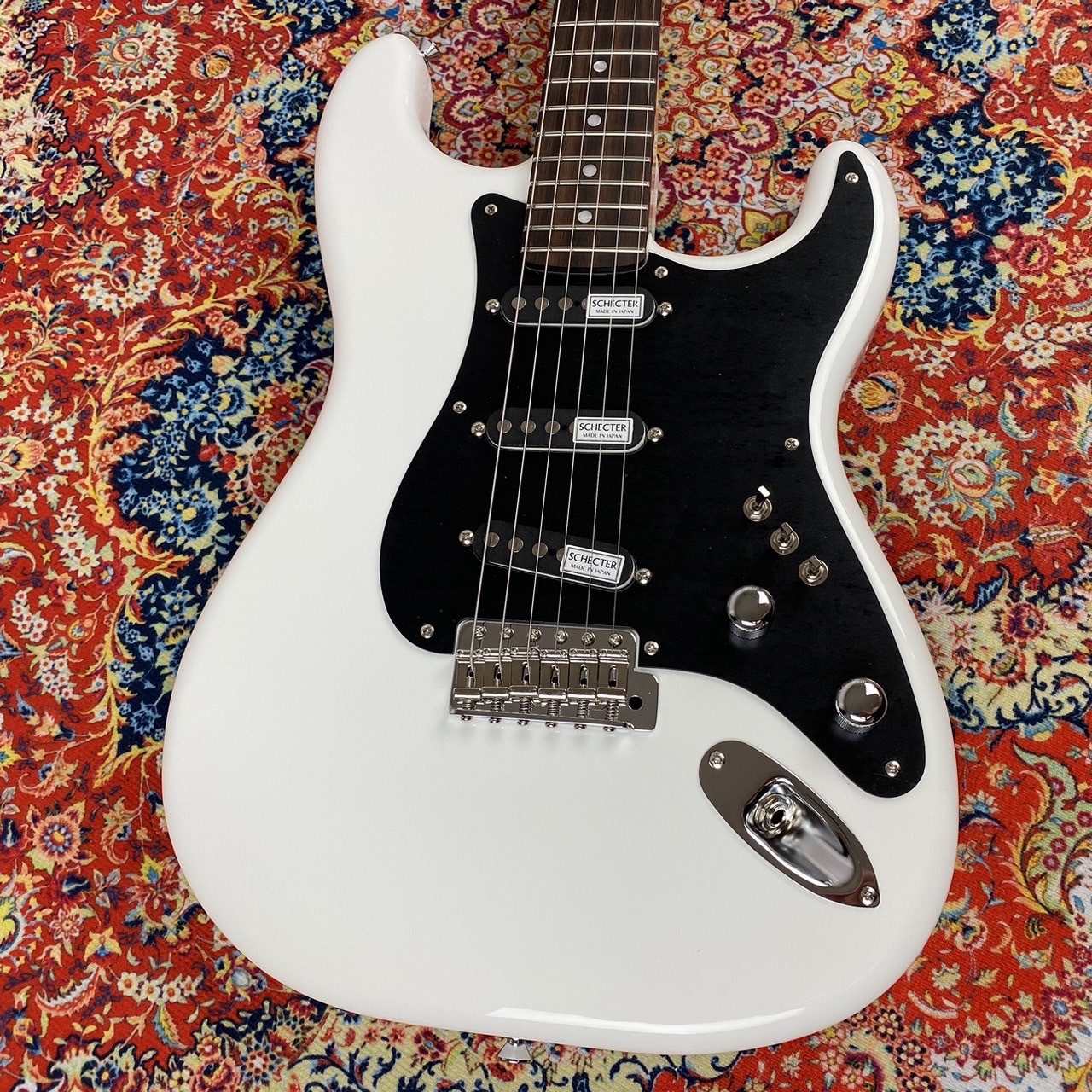 SCHECTER PS-ST-J/WHT/R【JBスタイル・限定モデル】【現物画像】