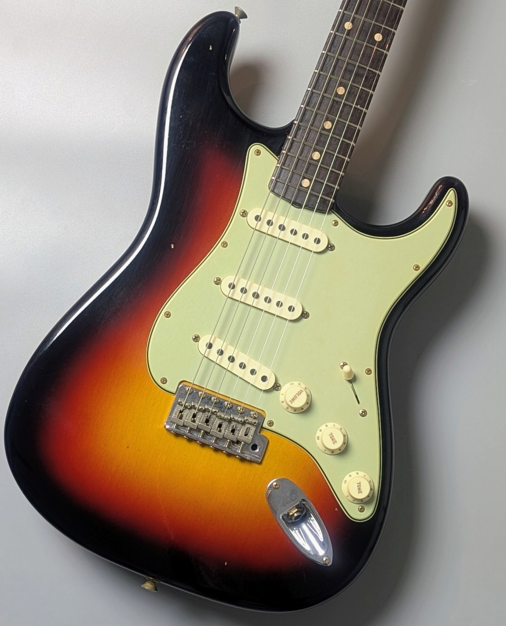 Fender Custom Shop 1960 Stratocaster Journeyman Relic Wide Fade 3