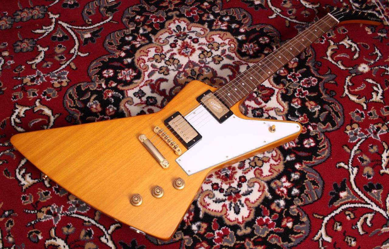 Epiphone Korina Explorer Aged Natural エレキギター（新品/送料無料