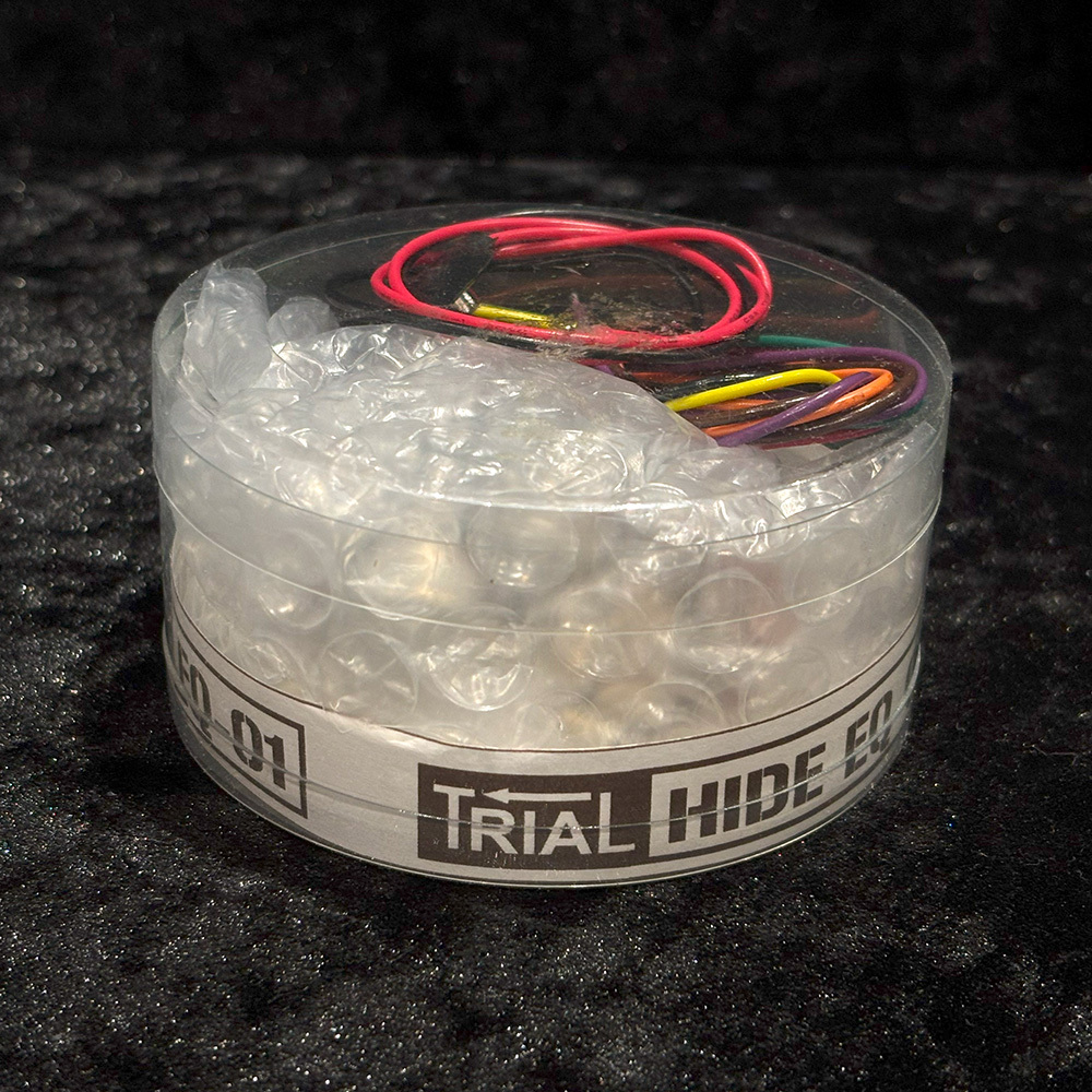 TRIAL HIDE ベースエフェクター　プリアンプEQ-01MIKIGAKKI ベース用プリアンプ】TRIALより玄人好みなシンプル設計ベース