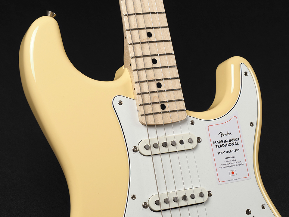 Fender Made in Japan Traditional 70s Stratocaster Maple