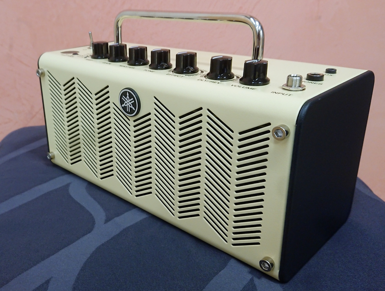 YAMAHA THR5 V.2【定番卓上ギターアンプ】【箱ボロ特価】（B級