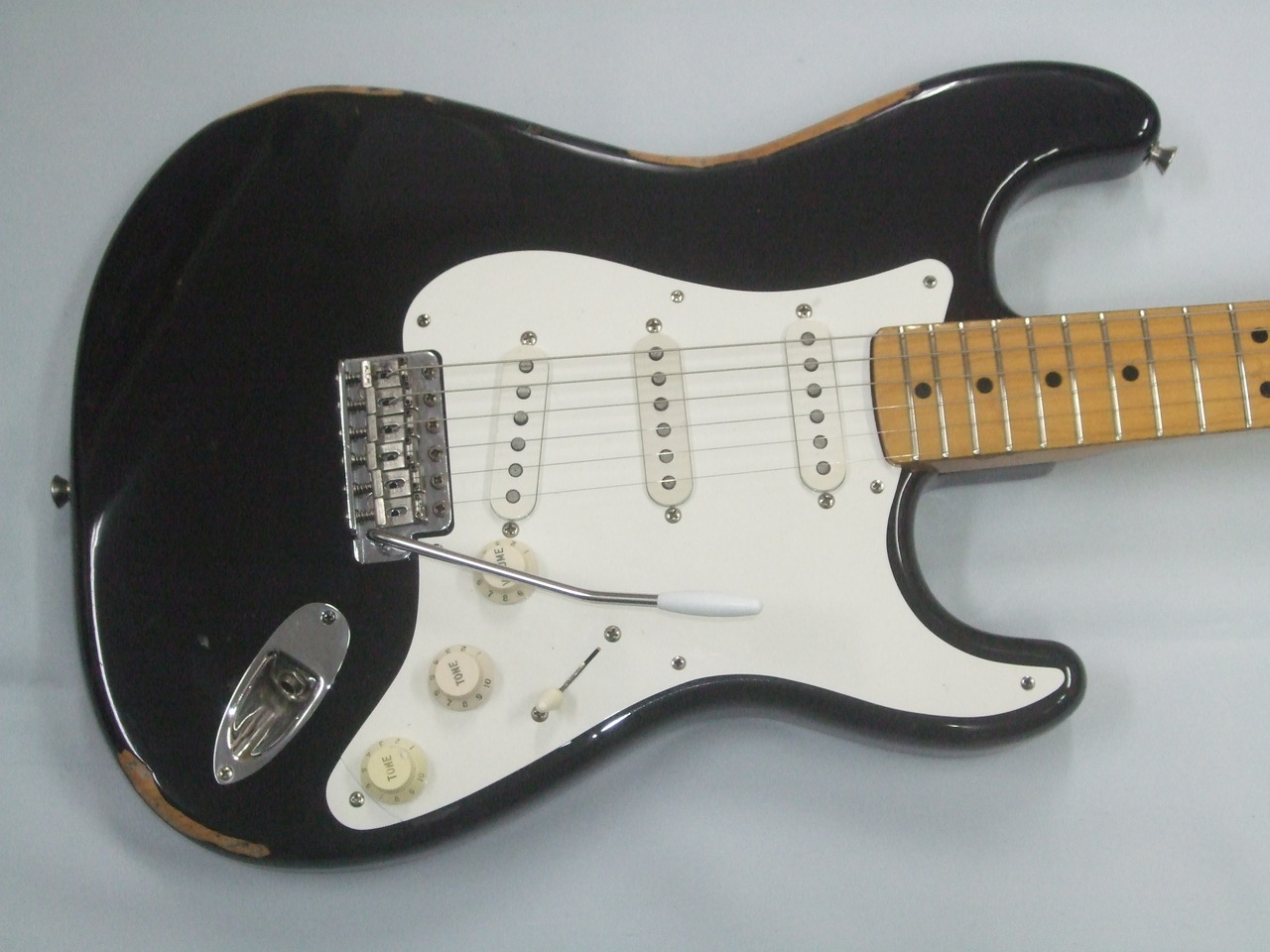 Fender Japan ST68-85 改造（中古）【楽器検索デジマート】