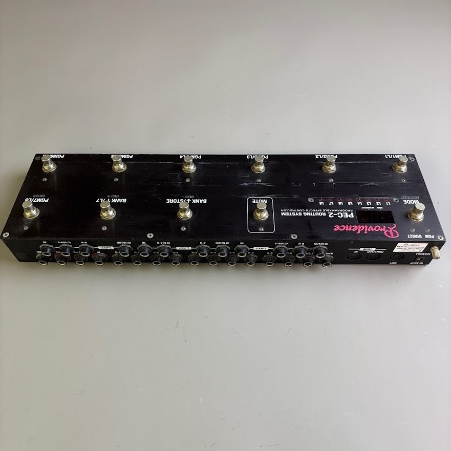 【良品】Providence PEC-2 Routing System Providence PEC-2 Programmable Effects Controller | Guitar Center