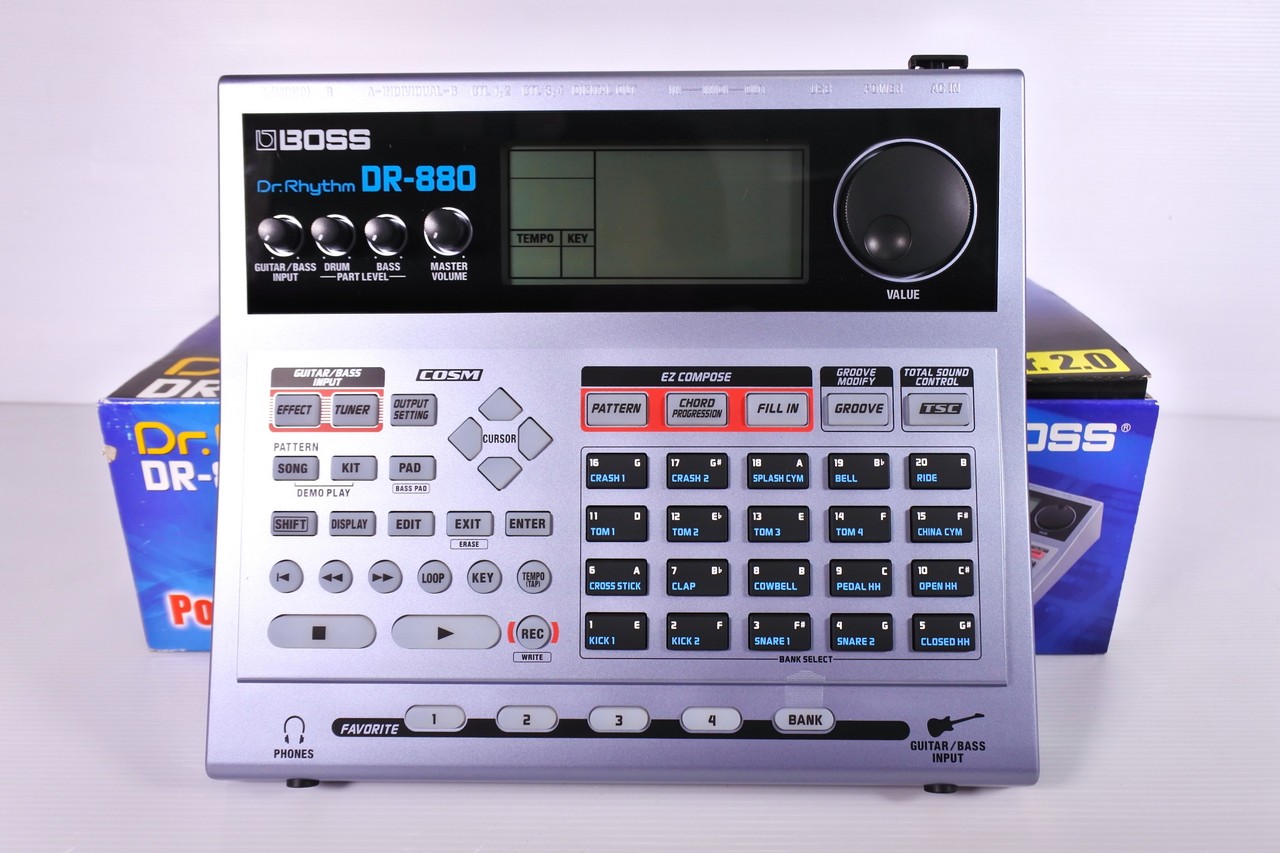BOSS リズムマシン DR-880動作確認済みです - デジタル楽器