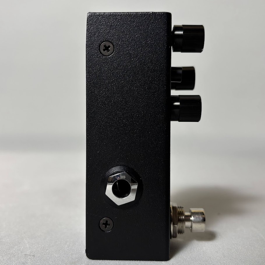 aguilar STORM KING コンパクトエフェクター／ベースディストーション