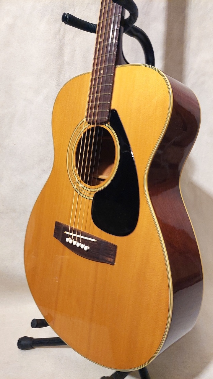 △YAMAHA/ヤマハ アコースティックギター FG-200F ケース付き