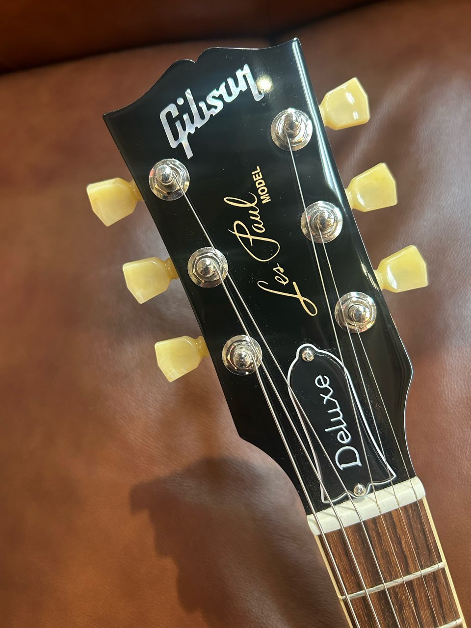 G.W最終セール！！レスポールタイプ GOLD 4LINEハンバッカーモデル G.W最終セール！！レスポールタイプ GOLD 4LINEハンバッカーモデル