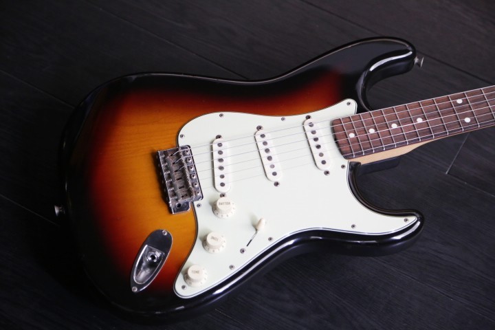 Fender Japan ST62 USA-PU USAアッセンブリー セール期間限定価格