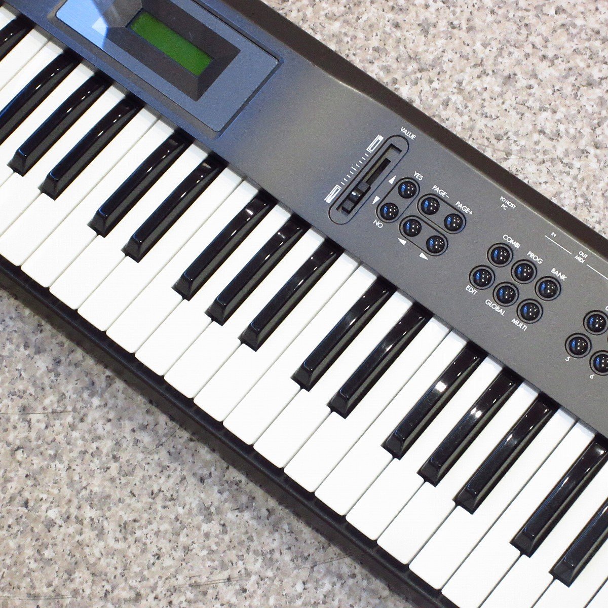 KORG X5D 