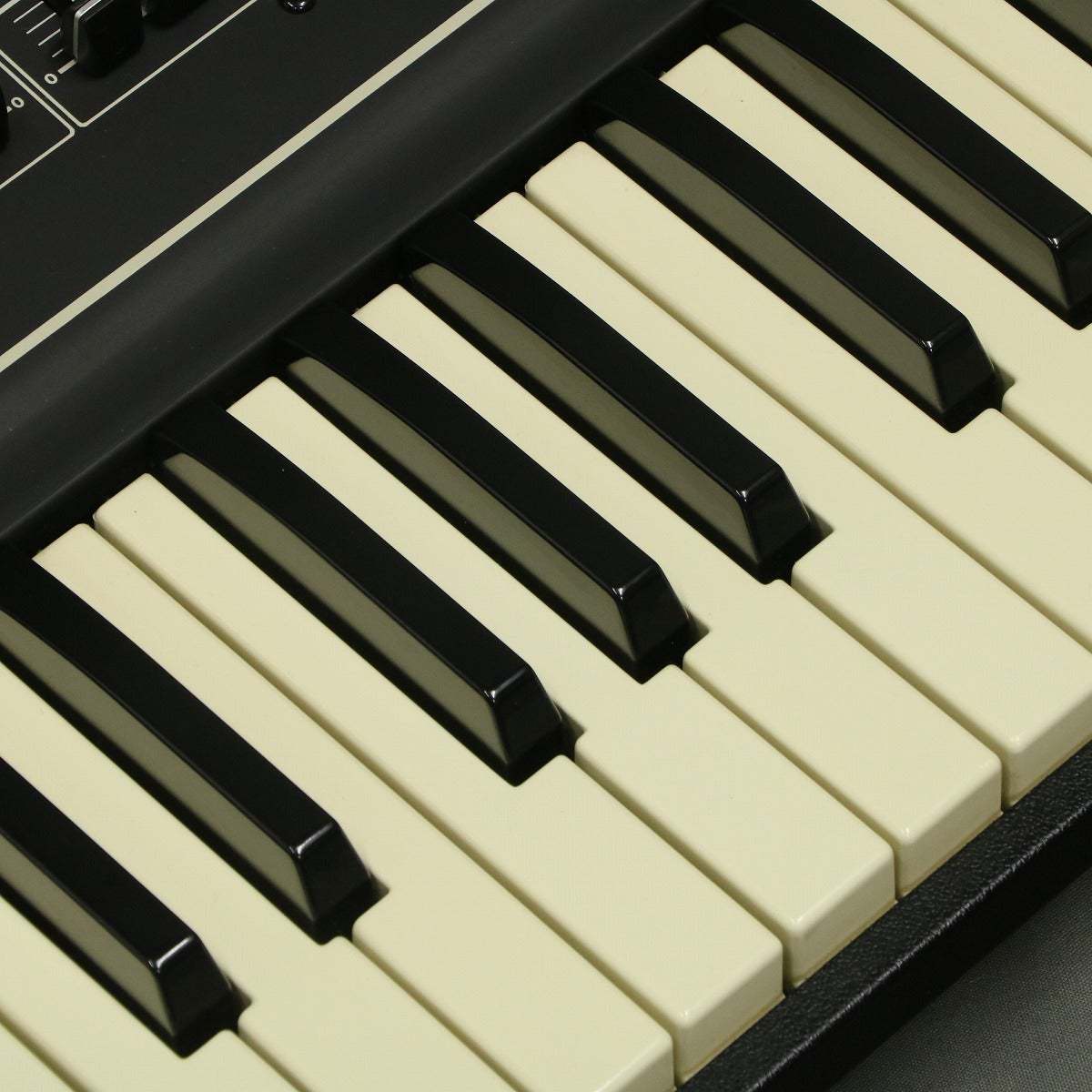 Roland SH-09【御茶ノ水本店】（ビンテージ/送料無料）【楽器検索