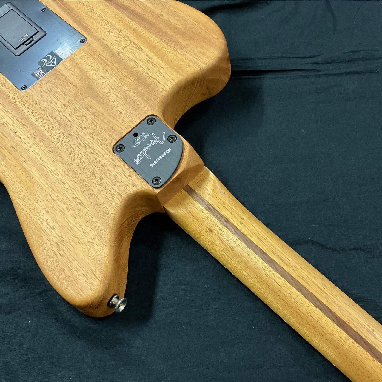 Fender Acoustasonic Player Jazzmaster Rosewood Fingerboard