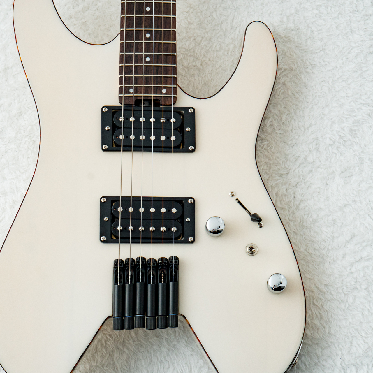 SCHECTER OL-NV-HL See Thru White【2024年製・USED】【2.72kg