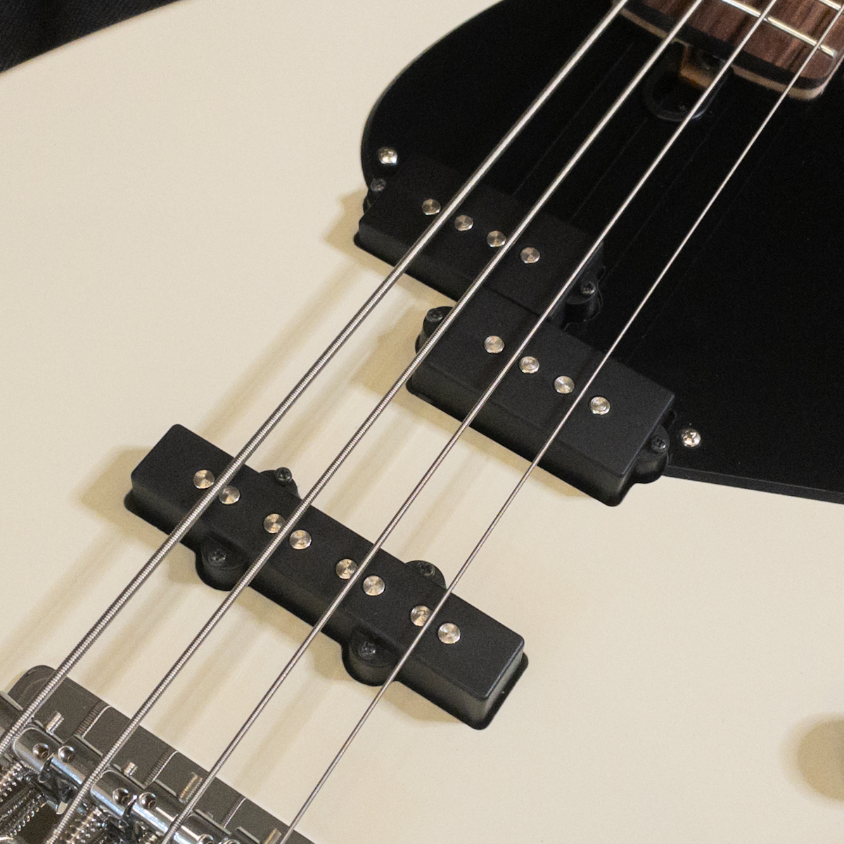 YAMAHA BB234 VW (ビンテージホワイト)（新品）【楽器検索デジマート】