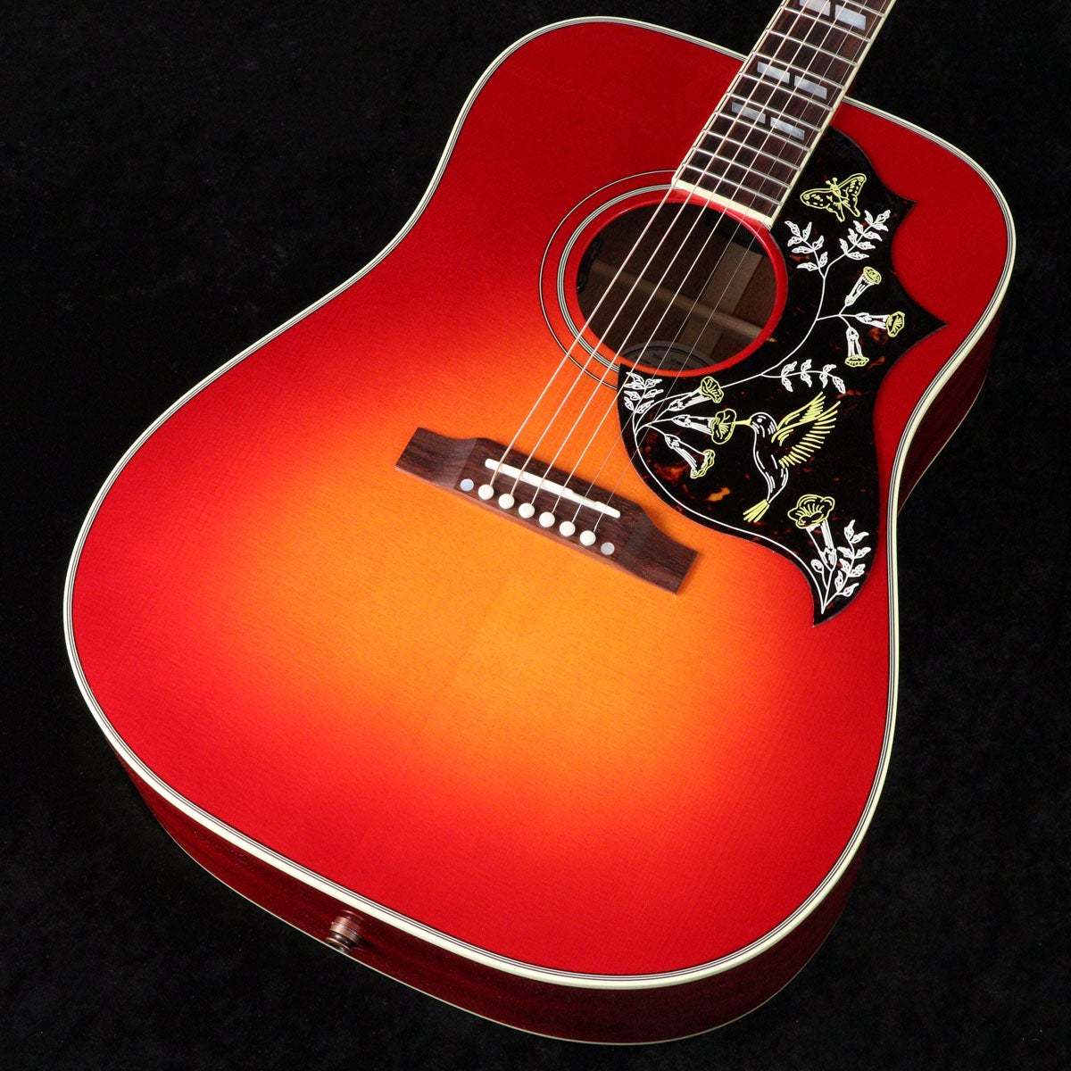 Gibson Hummingbird Standard with HiFi DNA Vintage Cherry Sunburst