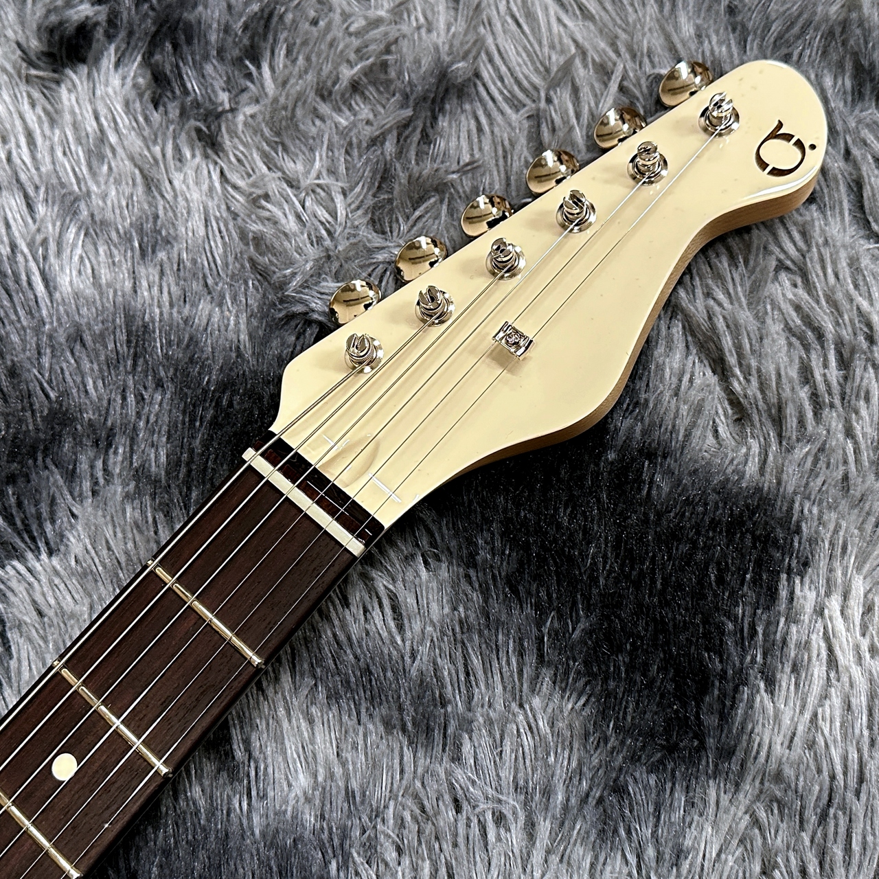 Black Smoker Standard Series SIGMA-SSH Olympic White MH