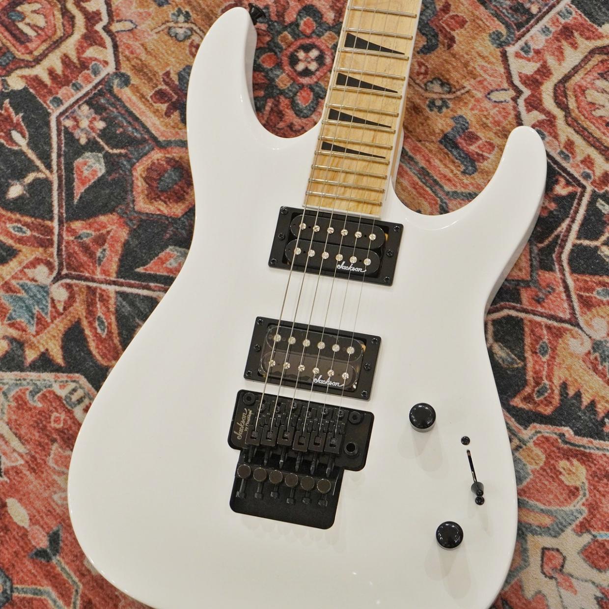 Jackson JS Series Dinky Arch Top JS32 DKAM, Maple Fingerboard