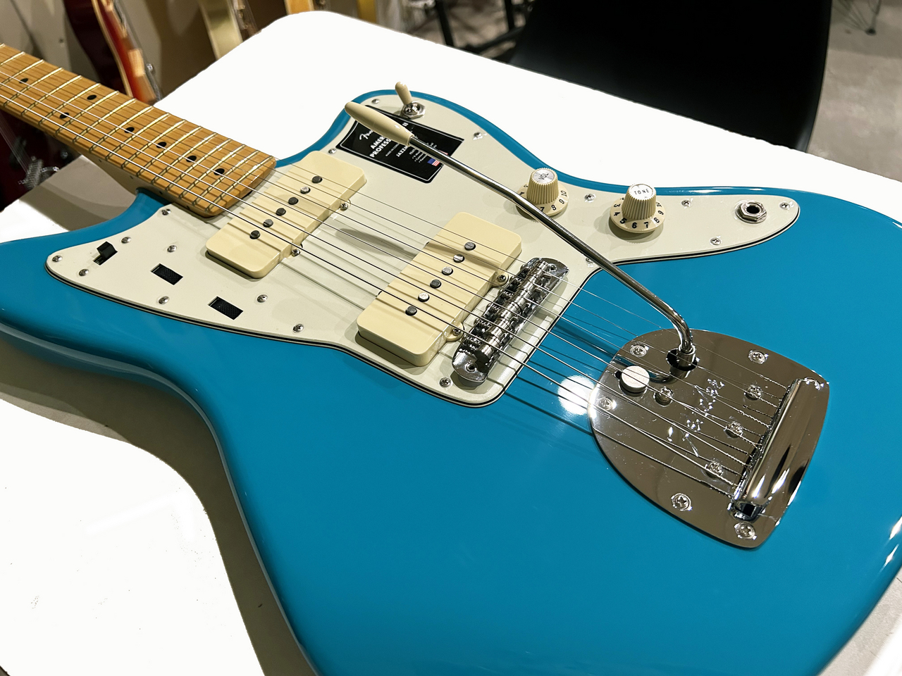 Fender Fender USA American Professional2 Jazzmaster MN MBL Miami