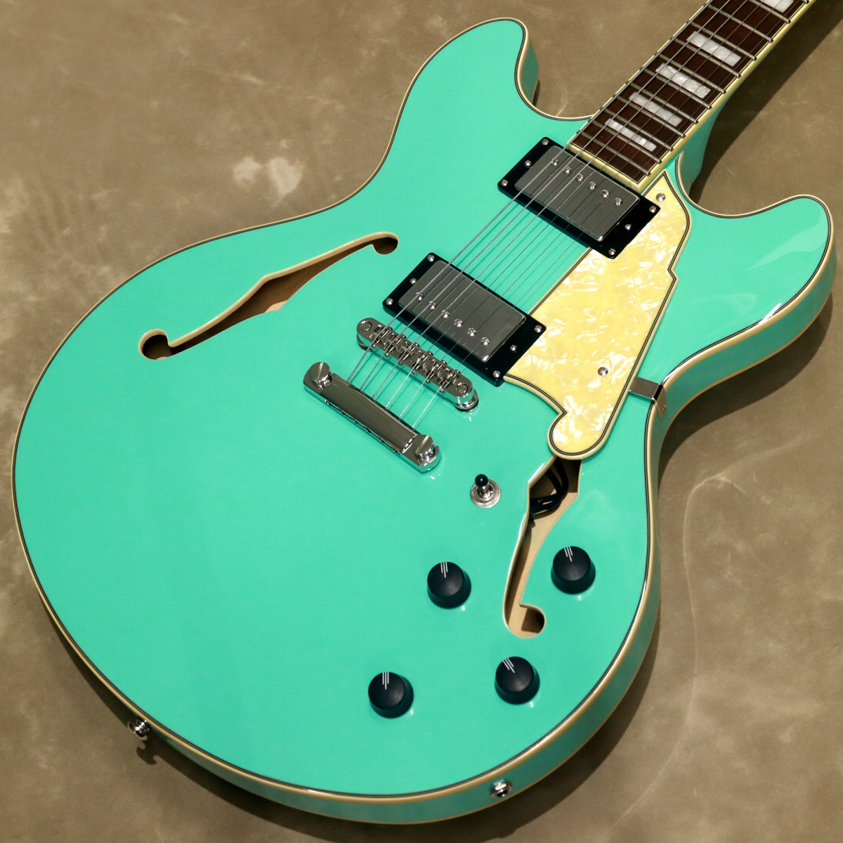 未使用未開封品 D'Angelico Premier DC Surf Green D'Angelico Premier DC, Surf Green（新品/送料無料）【楽器検索