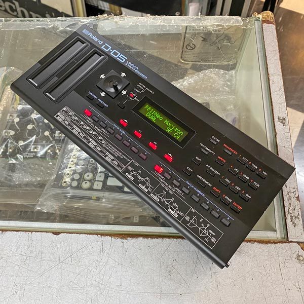 Roland Boutique D-05（中古）【楽器検索デジマート】