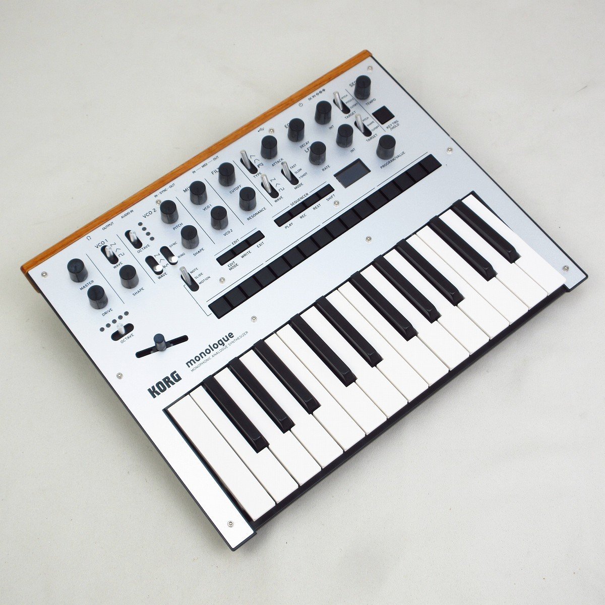 KORG monologue MONOPHONIC アナログシンセサイザー Amazon.com: Korg monologue Monophonic Analog Synthesizer w