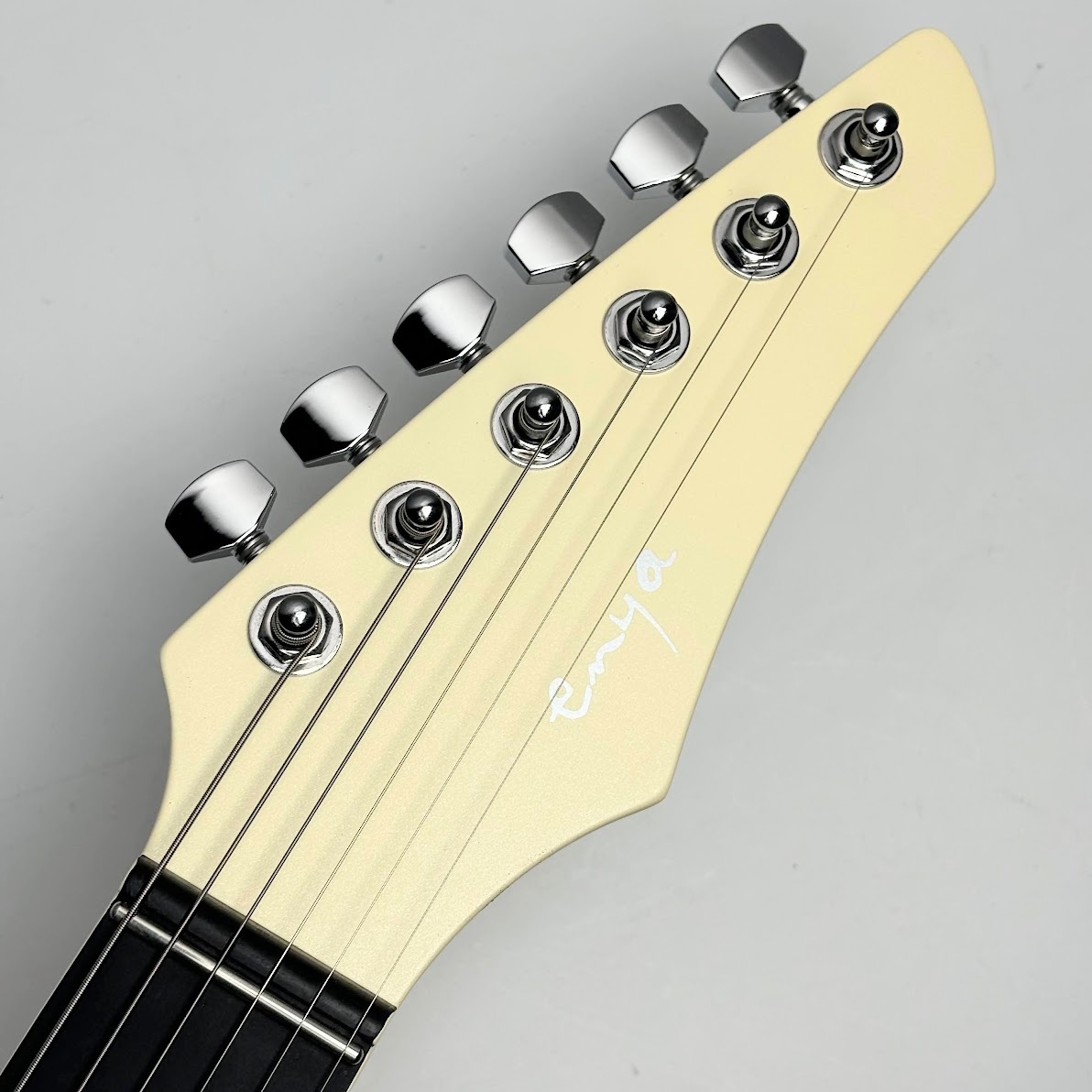 Enya Inspire（Ivory）（新品/送料無料）【楽器検索デジマート】