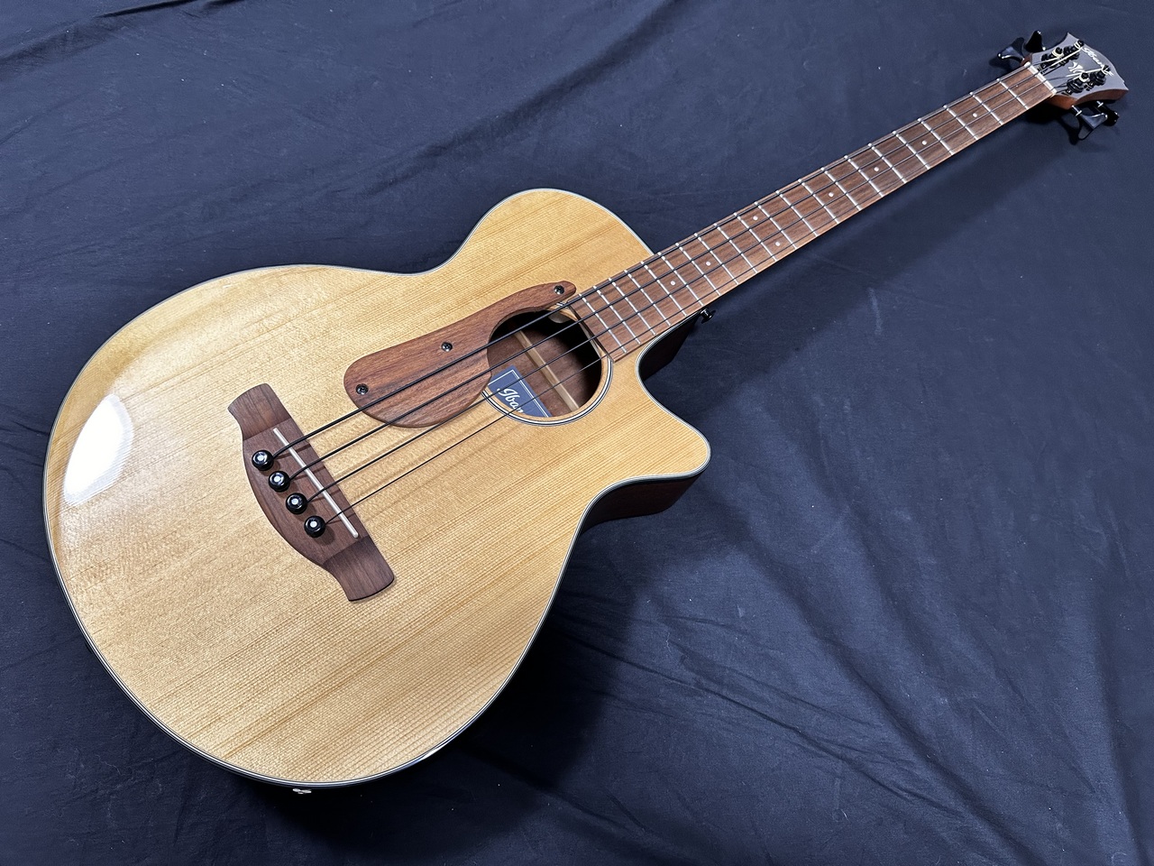 Ibanez AEGB30E-NTG(アイバニーズ エレアコベース)（中古）【楽器検索