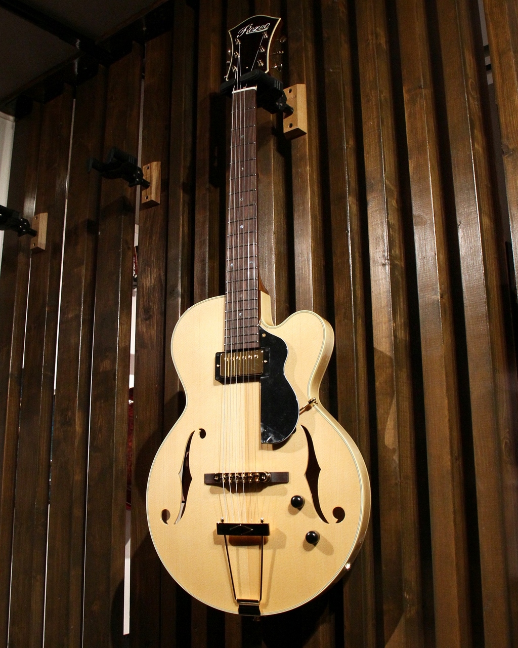 RozeoLadybug SM-C HB (ケース保証書有り) RozeoLadybug SM-C HB (ケース保証書有り)