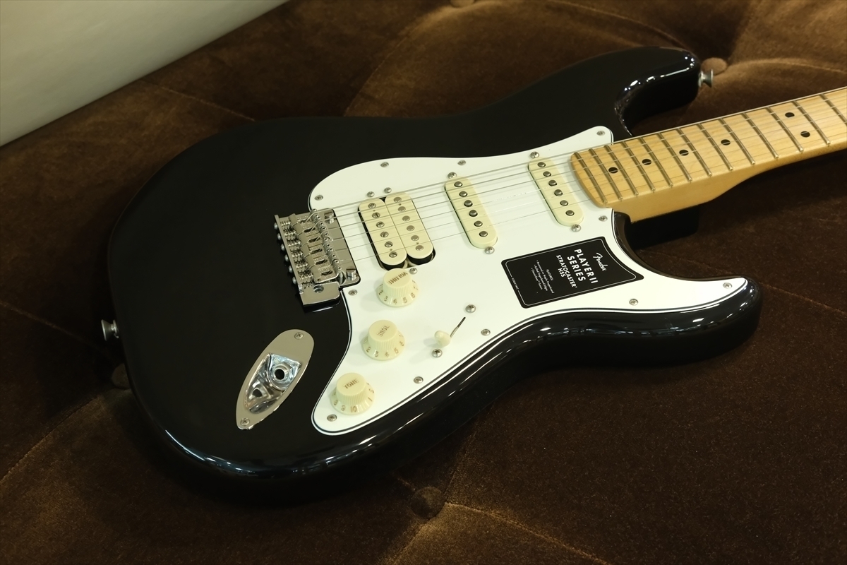 Fender ☆セール対象品☆Player II Stratocaster HSS, Maple