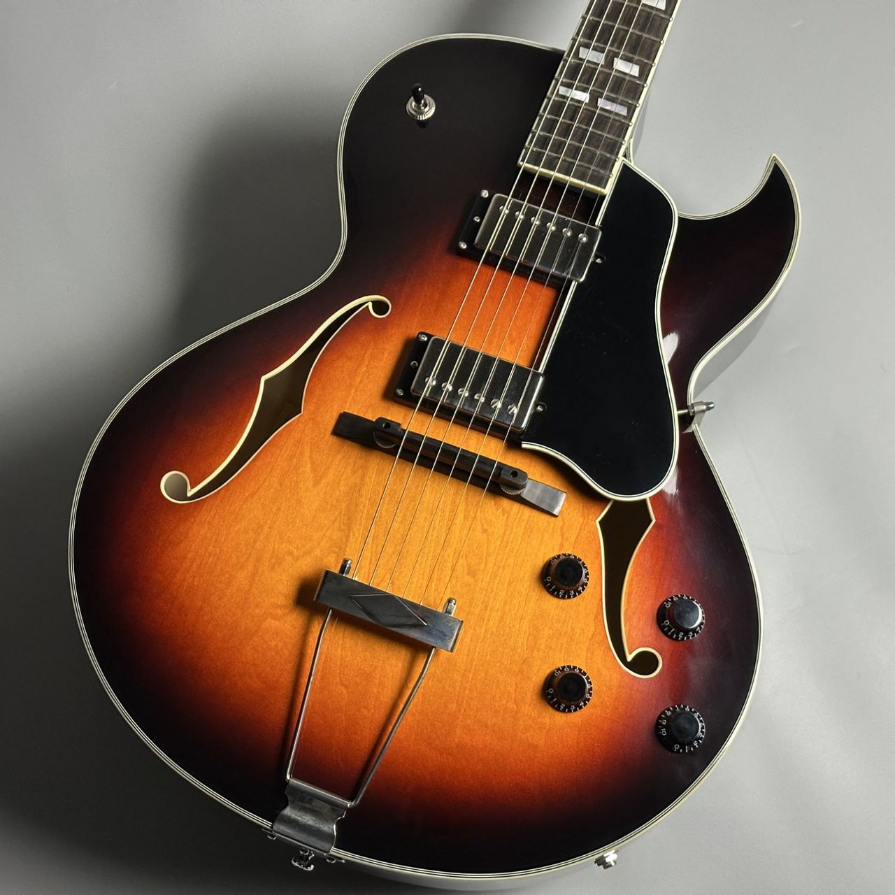 Eastman AR372CE (旧モデル名：AR175CE/D）Sunburst（新品/送料