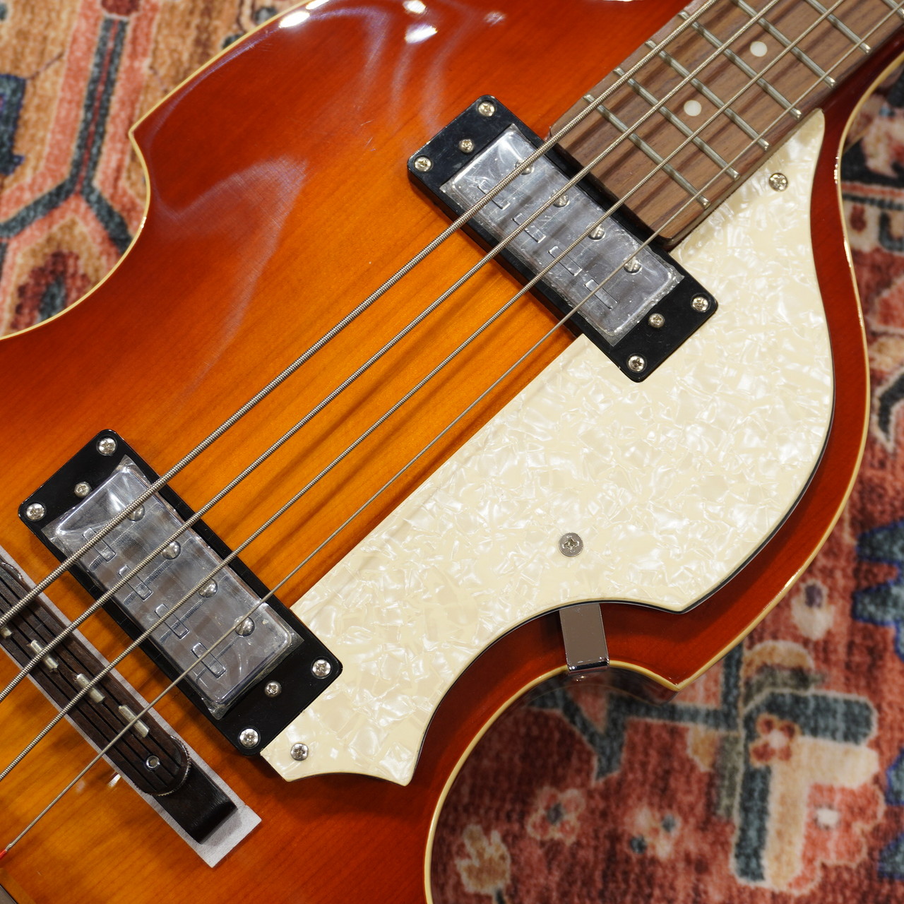 Hofner HI-500/1-SB Ignition Violin Bass Limited Edition Sunburst