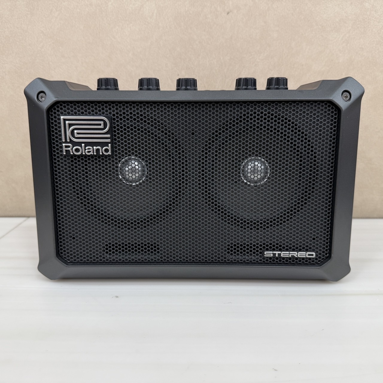 新品未開封！Roland Mobile Cube バッテリー駆動アンプ Roland MOBILE CUBE モバイルキューブ ミニアンプ ローランド