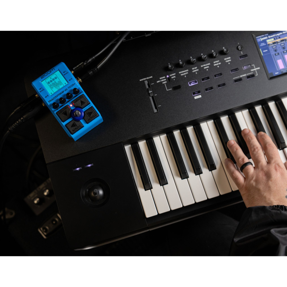 ZOOM ズーム MS-70CDR+ MultiStomp ギター マルチエフェクター 空間系