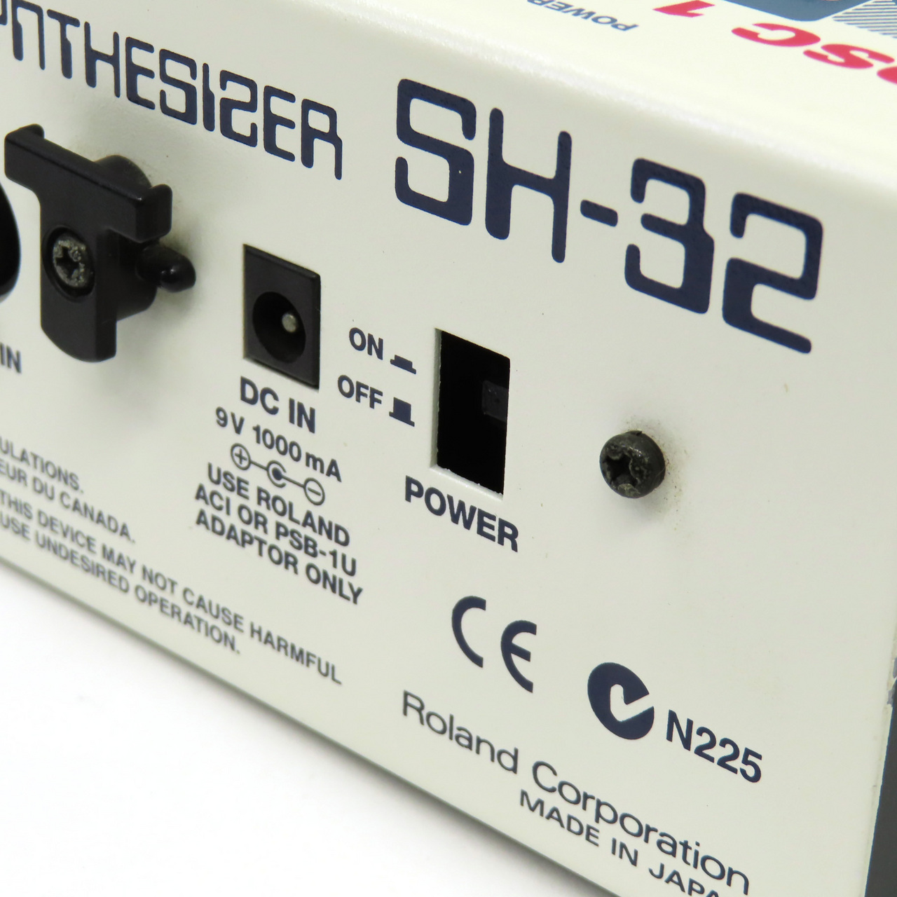 【ジャンク】Roland SH-32 アナログモデリングシンセ アダプター無 ジャンク】Roland SH-32 アナログモデリングシンセ アダプター無